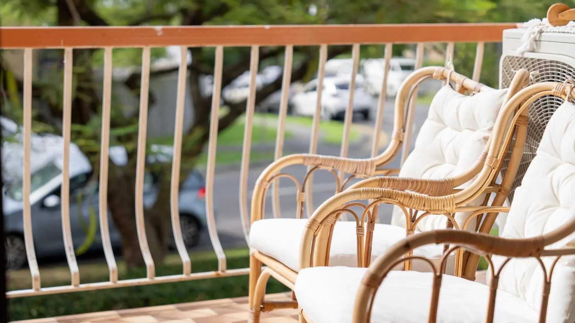 Lovely 2-Bed By Oxenham Park Transport & Shops Brisbane 0*,  Australia
